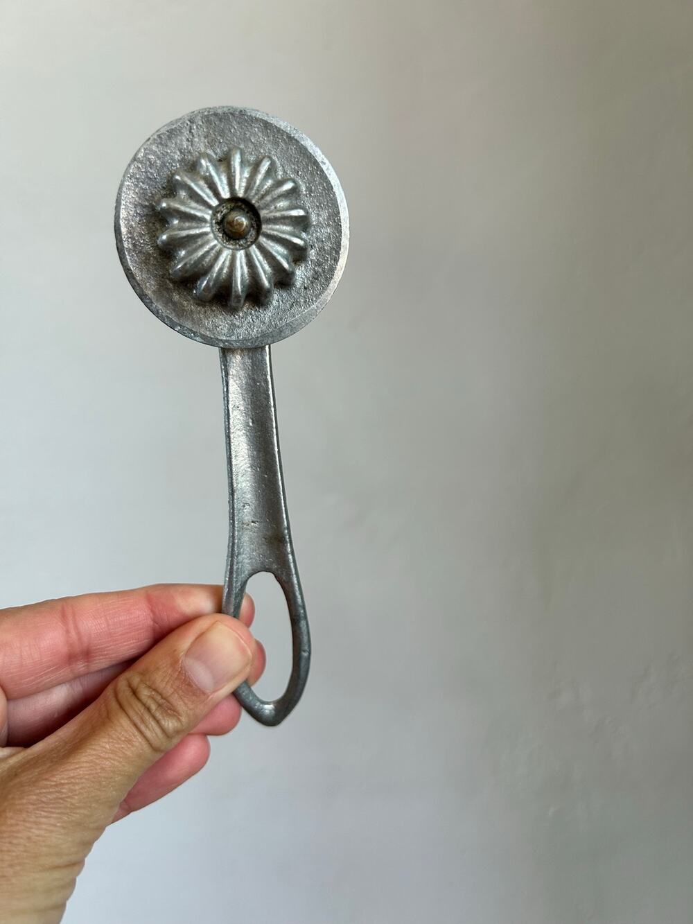 Vintage Ateco Cast Aluminum Pastry Wheel Cutter